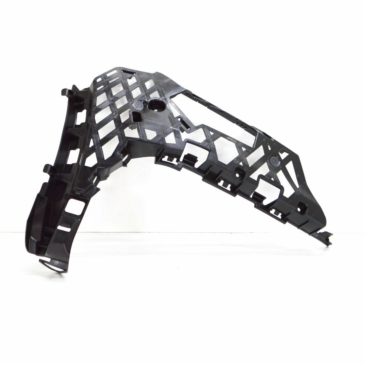 Passat B8.5 2020-2022 Ön Tampon Braketi Sağ  3G0807178B