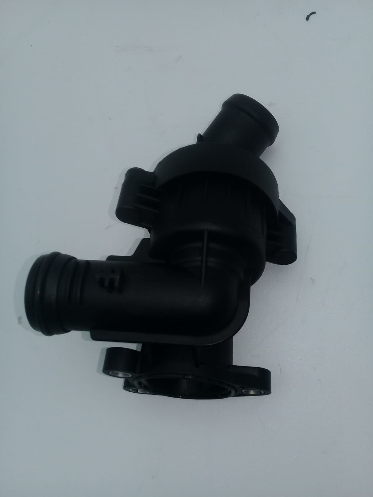 Termostat Yuvası Komple Vw Polo Fabıa Ibıza Cordo 04B121111C