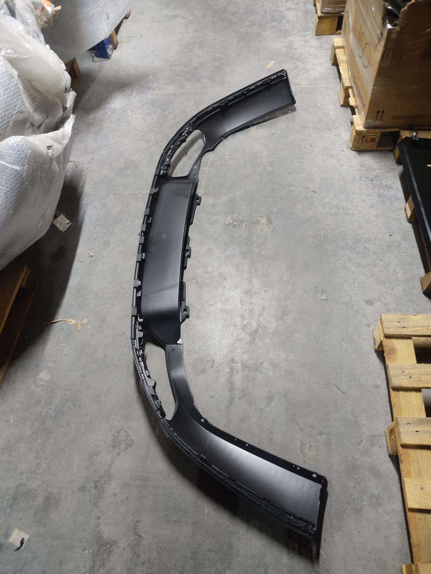 Tampon Spoylerı Arka Astarlı Vw Passat B8 Trend 3G0807521GRU