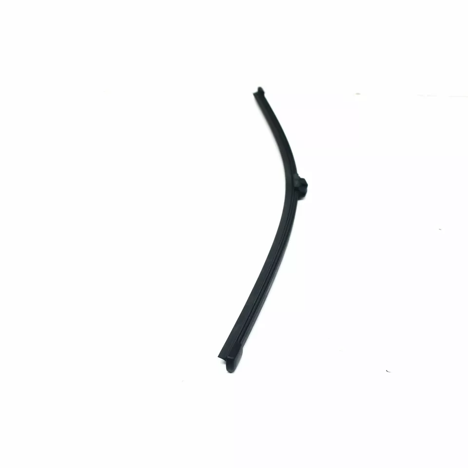 Sılecek Süpürgesı Arka Touareg Q7 Cayenne A1 A4 Q5 7P6955427