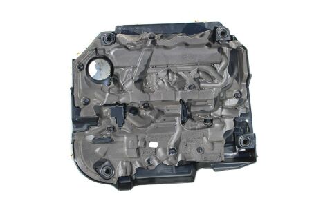 Motor Üst Kapağı İzolasyonlu Volkswagen Golf 7 1.6 TDI 04L103925