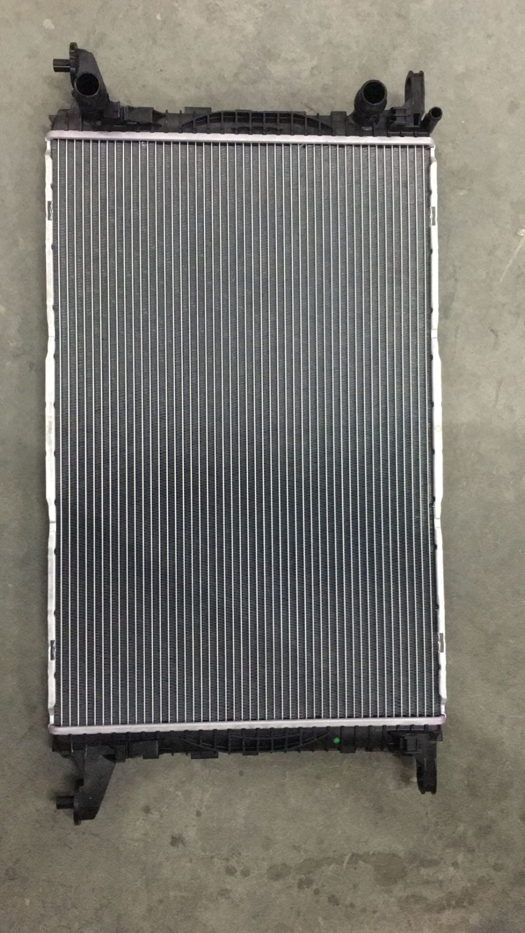 Su Radyatoru Brazıng Mt-At 720X478x26 Mm Audı A4  8W0121251K