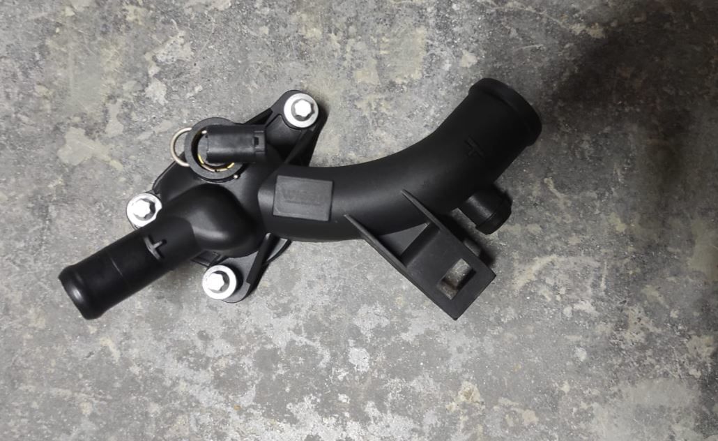Termostat Yuvası Musurlu Opel Corsa D E Adam [55562048]