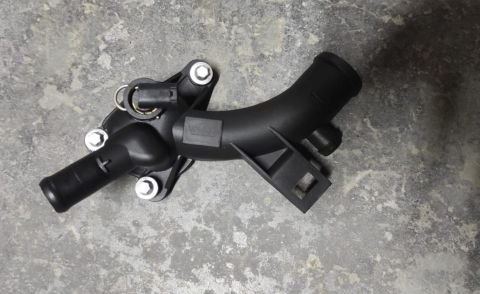Termostat Yuvası Musurlu Opel Corsa D E Adam [55562048]