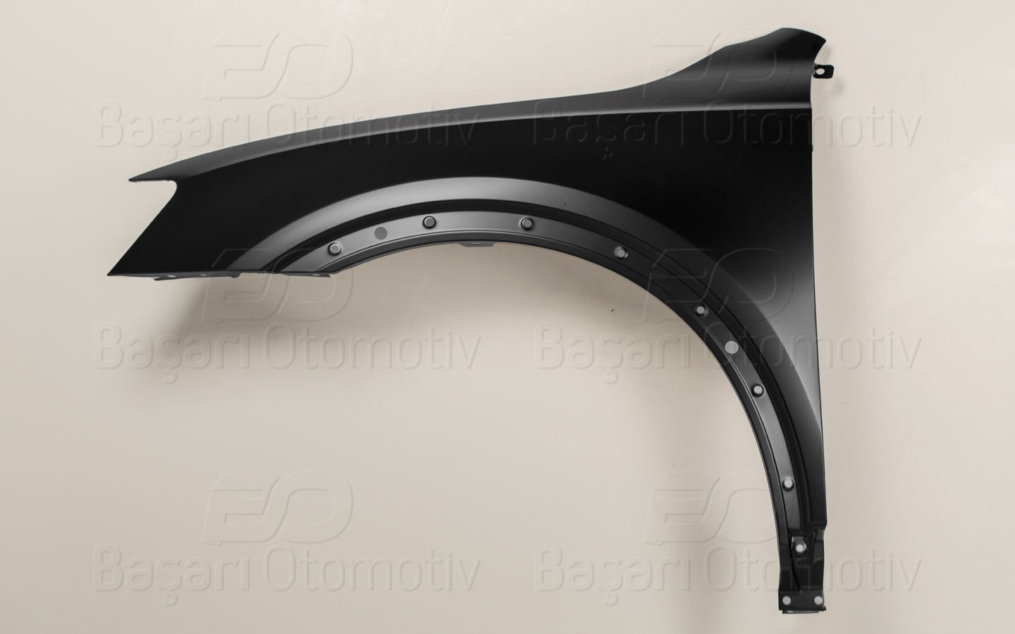 Camurluk On Sol (Taıwan) Audı Q3 12-18 8U0821105