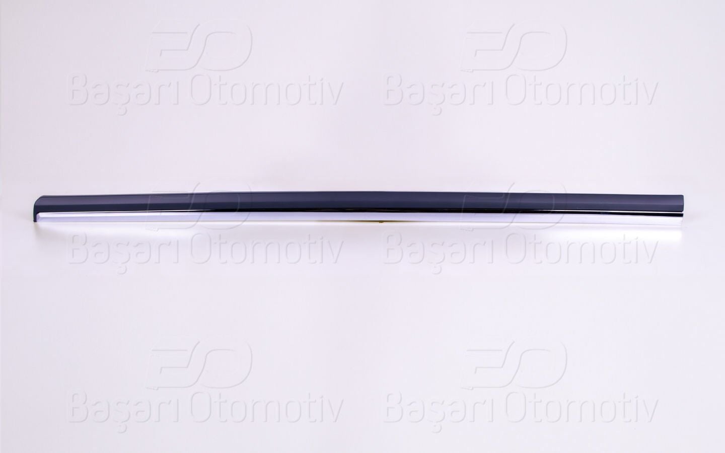 Kapı Çıtası Ön Sağ Nikelajlı VW Passat B7 2011-2014 3AA854940AGRU