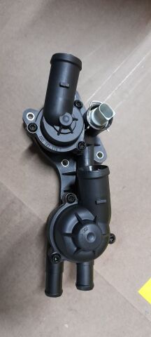 Termostat Yuvası Komple VW Polo - Jetta 4 - Rapid - Fabia 2 - Cordoba 1.6 16V 06- 03C121026AS 03C121026M
