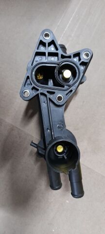 Termostat Yuvası Komple VW Polo - Jetta 4 - Rapid - Fabia 2 - Cordoba 1.6 16V 06- 03C121026AS 03C121026M