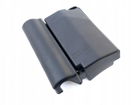 Motor İçi Sigorta Kutusu Kapağı VW Jetta 6 2011-2017 5C0937132A