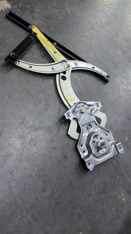 Cam Mekanızması On Sag Saclı Vw Passat 88-97 3A0837402B