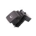Golf7 Passat Tiguan Tekli Cam Düğmesi 2013- (Kromlu) - 5G0959855F
