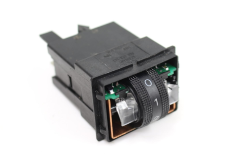 Koltuk Isıtma Dügmesı A3 A4 A6 Q5 Q7 05- Bsg 8E0963563