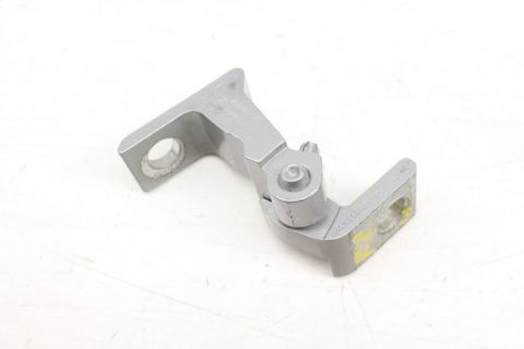 Kapı Mentesesı Sag Passat Tıguan A3 15- Ioe-Vw 8X4833408B