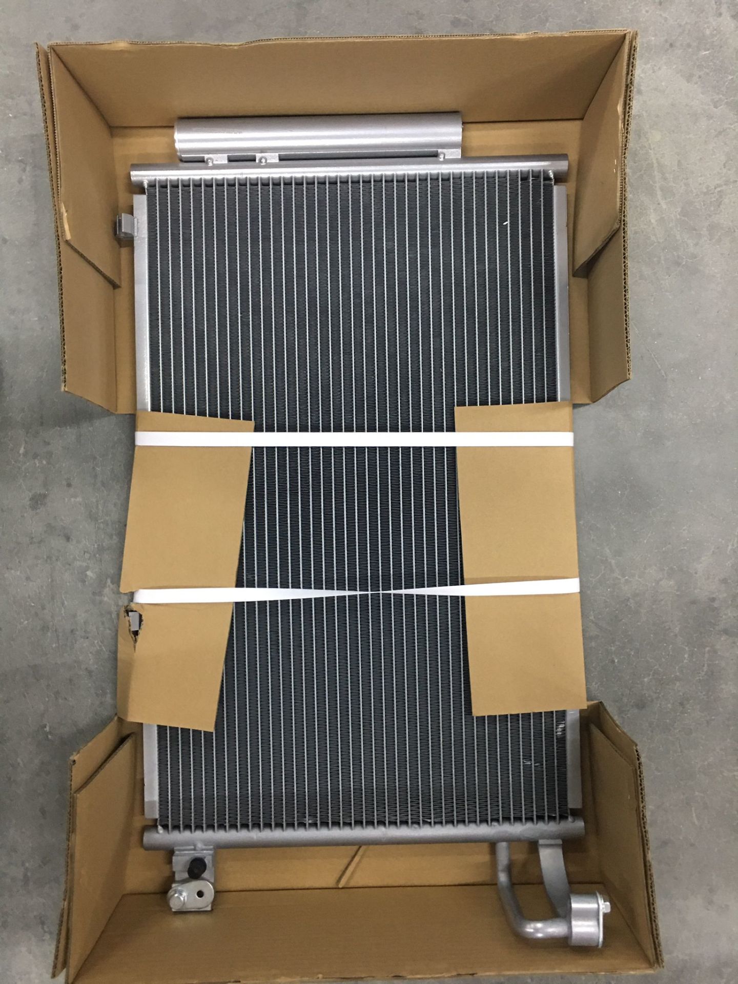 Klıma Radyatoru Mt-At 590X535 Mm Ford Fıesta 1.2 8V5119710BC