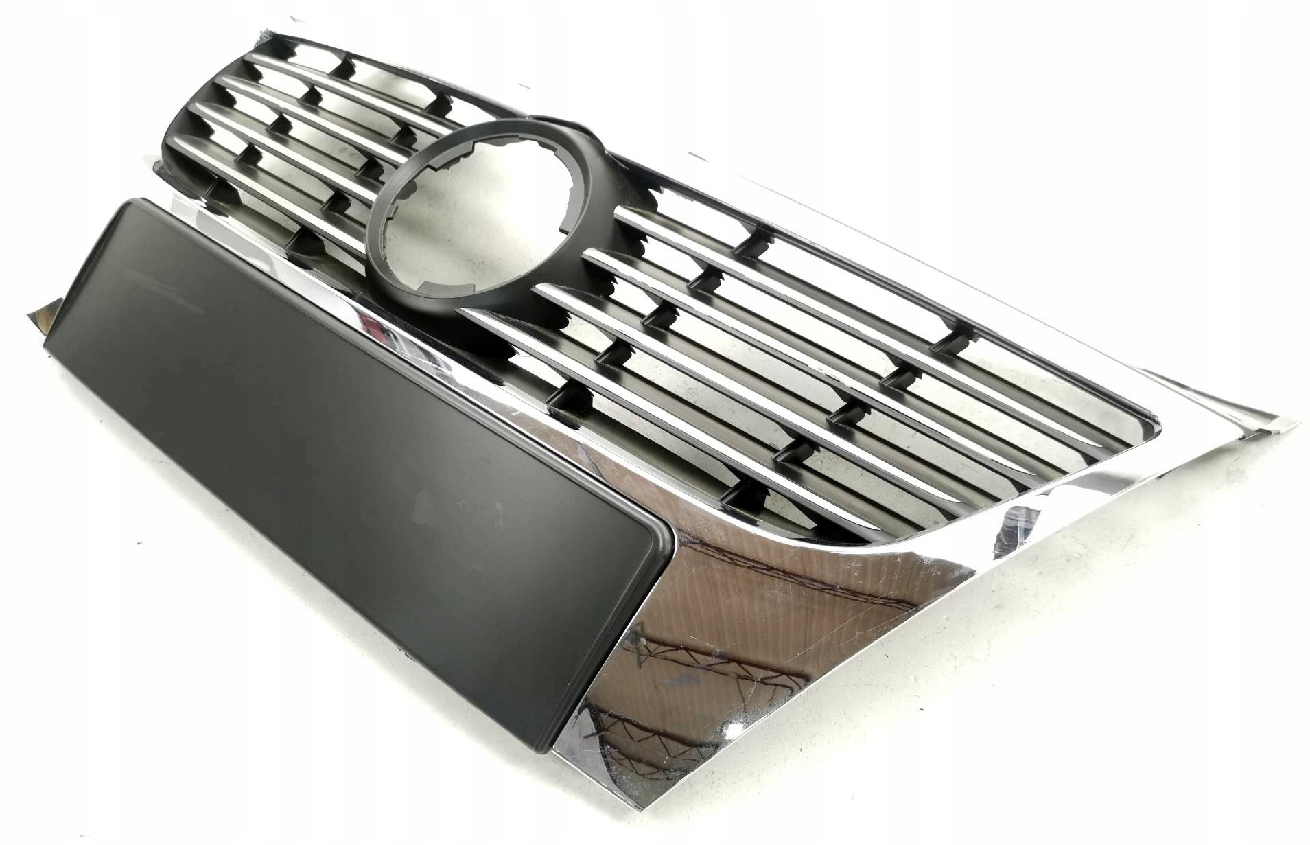 Ön Panjur Kromlu Sensörsüz VW Passat B6 2005-2010 3C0853651D